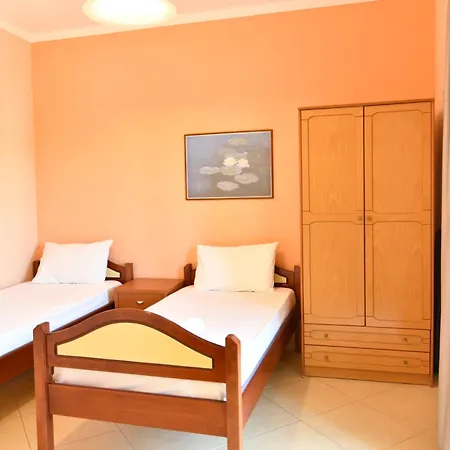 Aggelos * טורוני