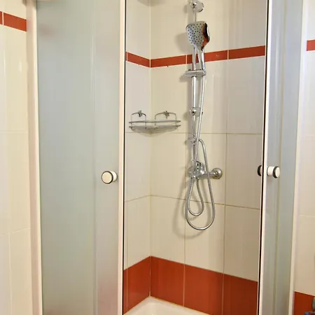 Aggelos * Торони